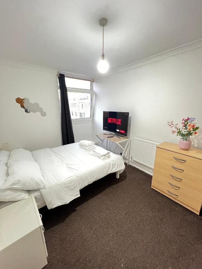 Entire 3 Bedroom Luxury Apartment In London With Private Balcony Exterior photo